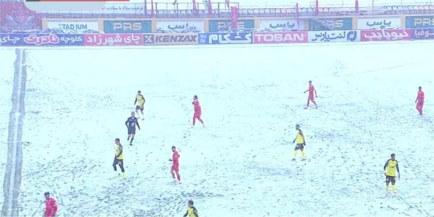 برف بازی در ورزشگاه پاس، برد شیرین پرسپولیس مقابل سپاهان