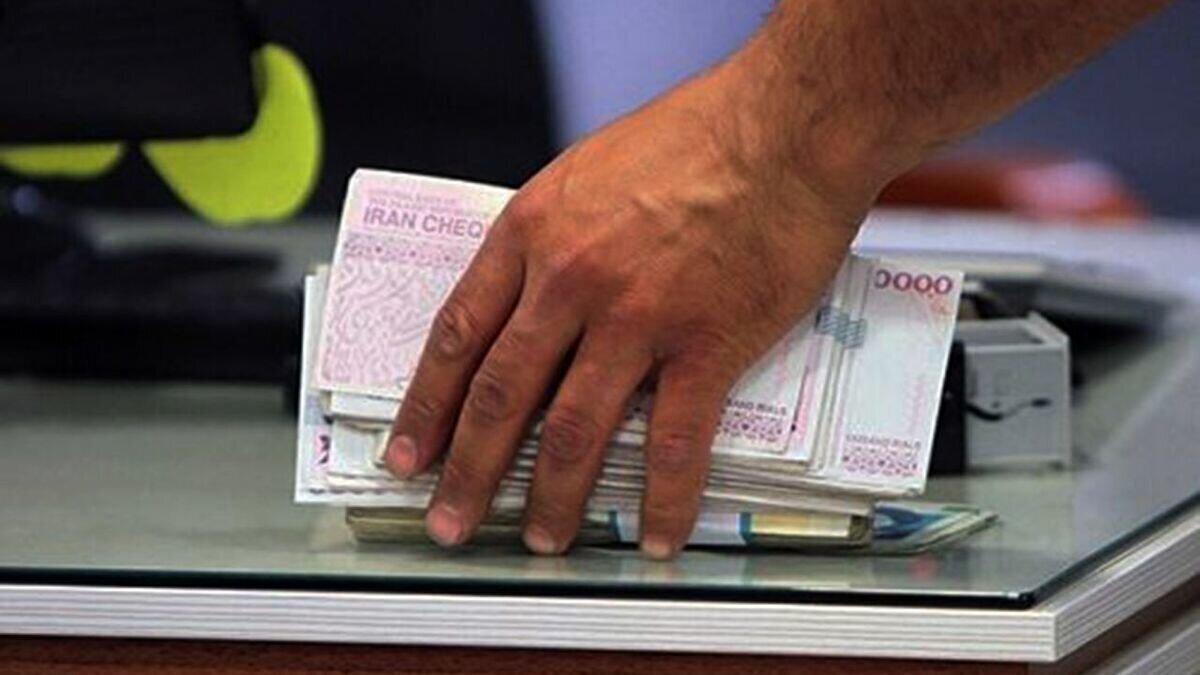فوق العاده خاص کارکنان دولت با چند امتیاز ۱۴ میلیون به حقوق شان اضافه می‌شود؟