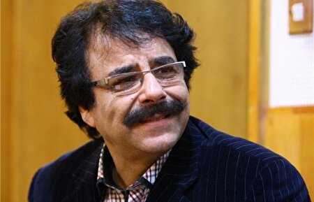 خواننده‌ای که از احمدی نژاد ناراحت است