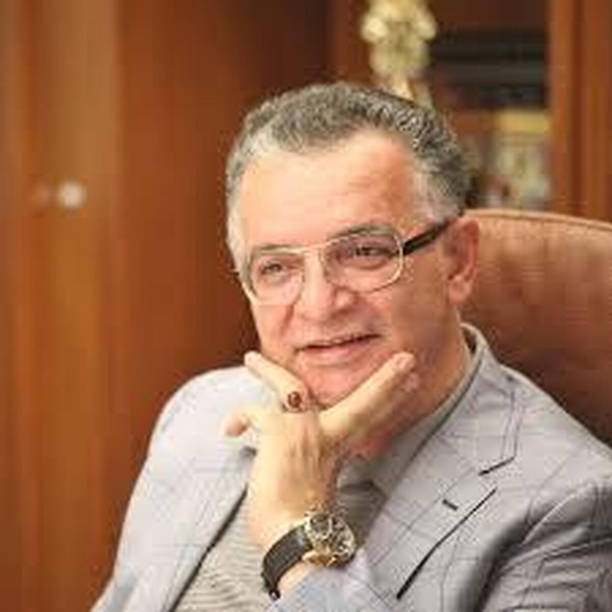 پیام مهم زنوزی:جشن قهرمانی تراکتور را به نمایش انسجام ملی ایرانیان تبدیل کنید