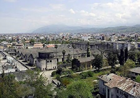 تبدیل کارخانه تاریخی حریربافی چالوس به موزه شهدا