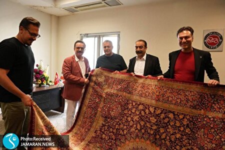 هدیه ویژه زنوزی به اسکوچیچ و خانواده