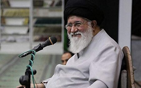 به جای مقام معظم رهبری گفت آقای خامنه‌ای!