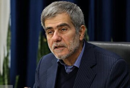 مدال‌ها و مدارک فریدون عباسی که در نزدیکی محل شهادت پیدا شد