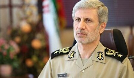 با حکم رهبر انقلاب، امیر حاتمی فرمانده کل ارتش شد