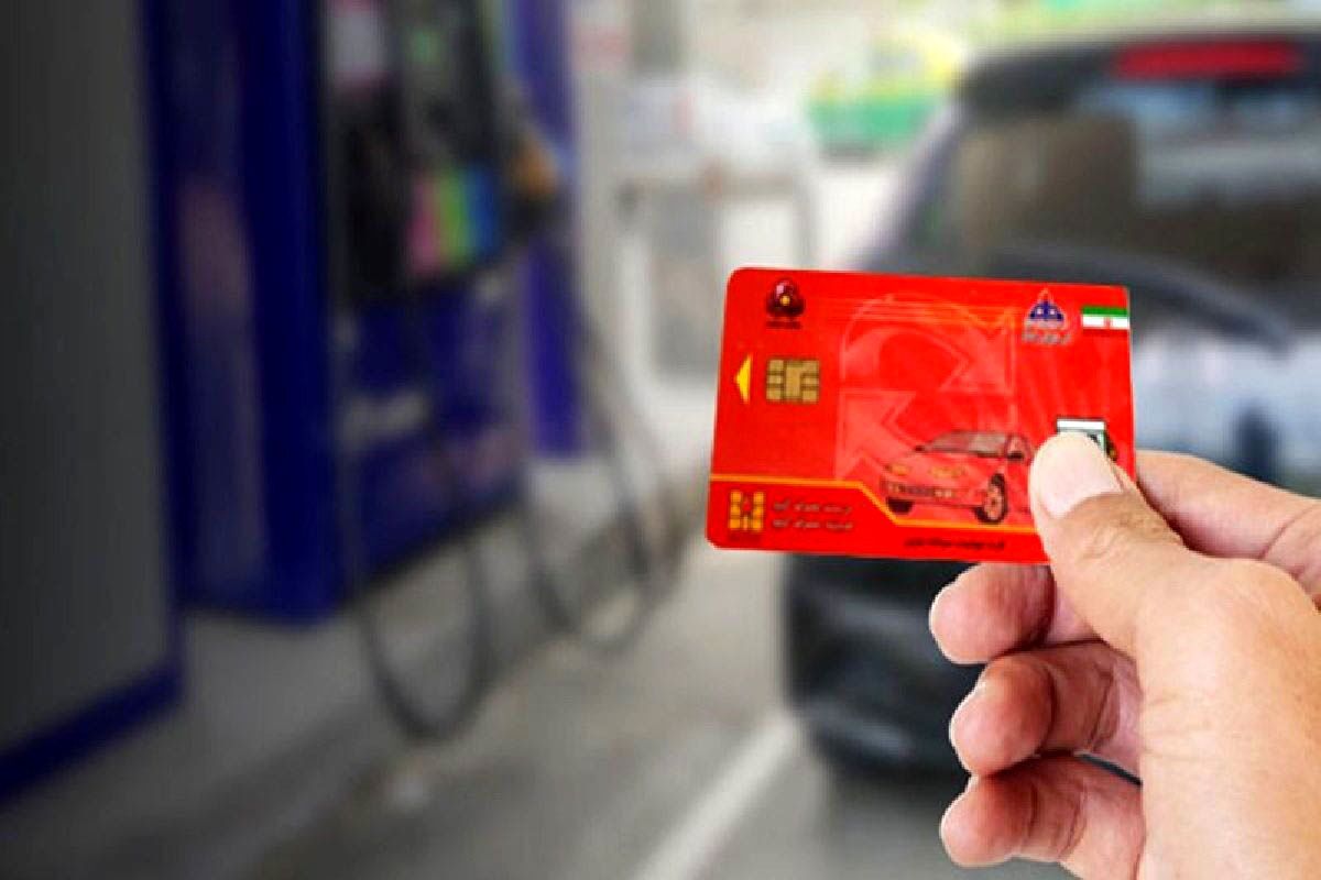 اصرار نمایندگان به استفاده از کارت بانکی به جای کارت سوخت چیست؟