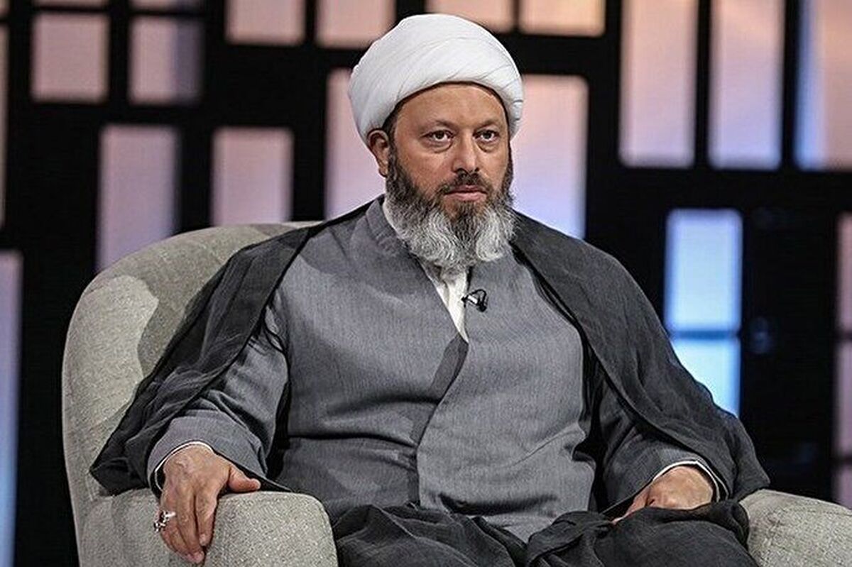 داور برنامه محفل در عربستان دستگیر شد!