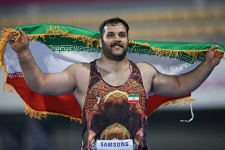 طیبی با طلا روی سکو درخشید