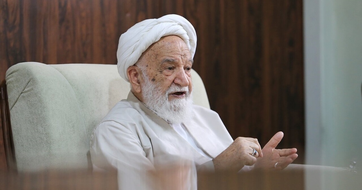 مقامات حتی در جلسات دو نفره حرف نزنند، بنویسند