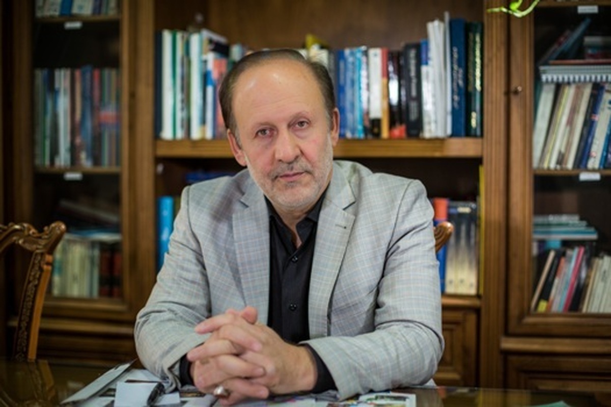 تضعیف وزارت اطلاعات در دولت احمدی نژاد شروع شد
