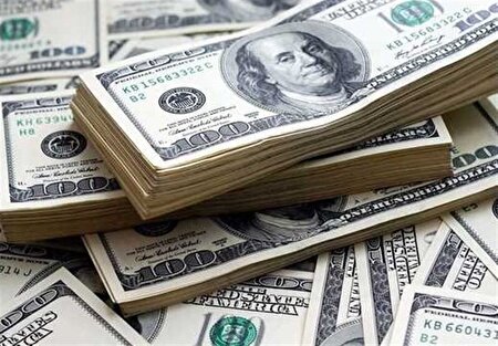 دلار بخریم یا بفروشم کدام سودآور است؟
