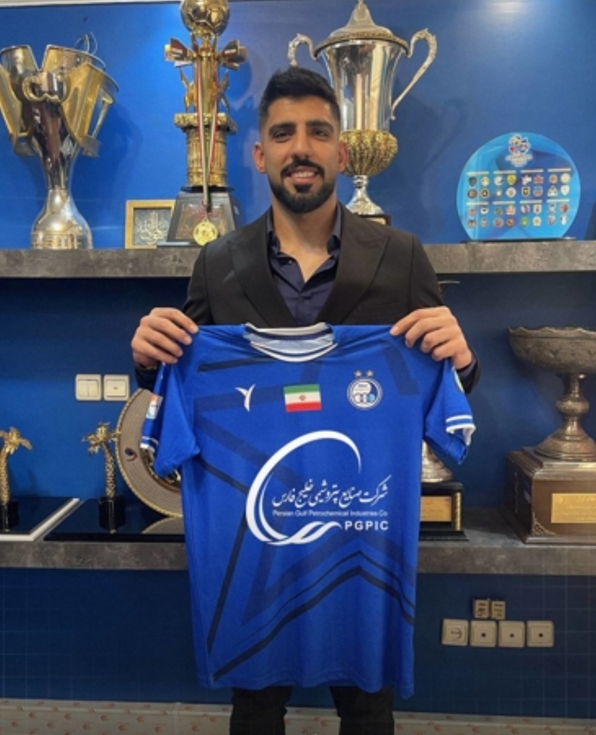 فرعباسی: می‌خواهم همراه با استقلال قهرمان شوم