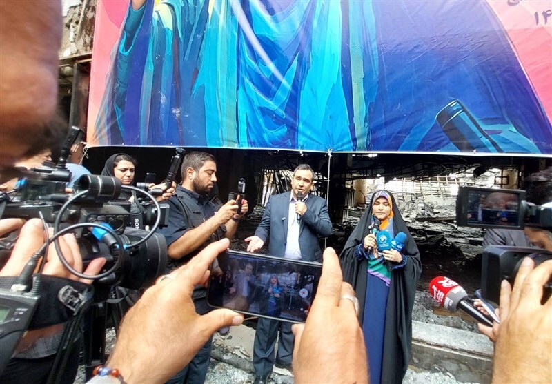 مخاطب 24