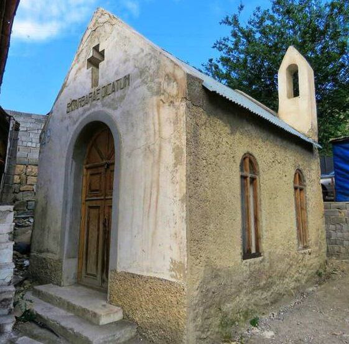 کوچک‌ترین کلیسای جهان کجاست و چه شکلی است؟