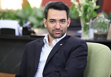 محمد آذری جهرمی: مسوولین توئیتر را رفع فیلتر کنند مردم حال دشمن را می‌گیرند!