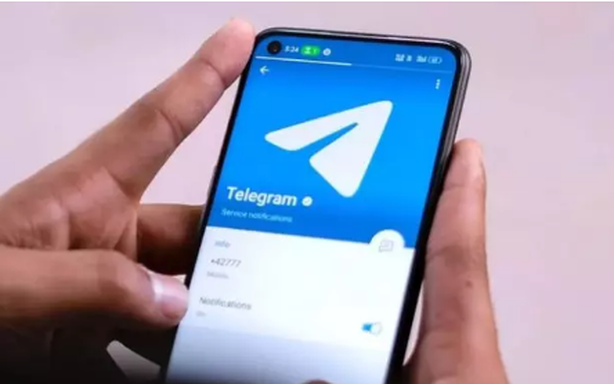 واتس آپ فیلتر می‌شود و تلگرام رفع فیلتر می‌شود؟