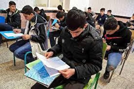 دانش آموزان به چه شکلی می‌توانند امتحان دهند؟