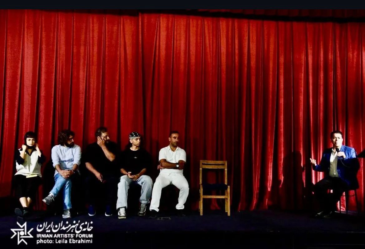 چشم‌بادومی؛ نامه‌ای از جهان نوجوانی که نادیده می‌ماند