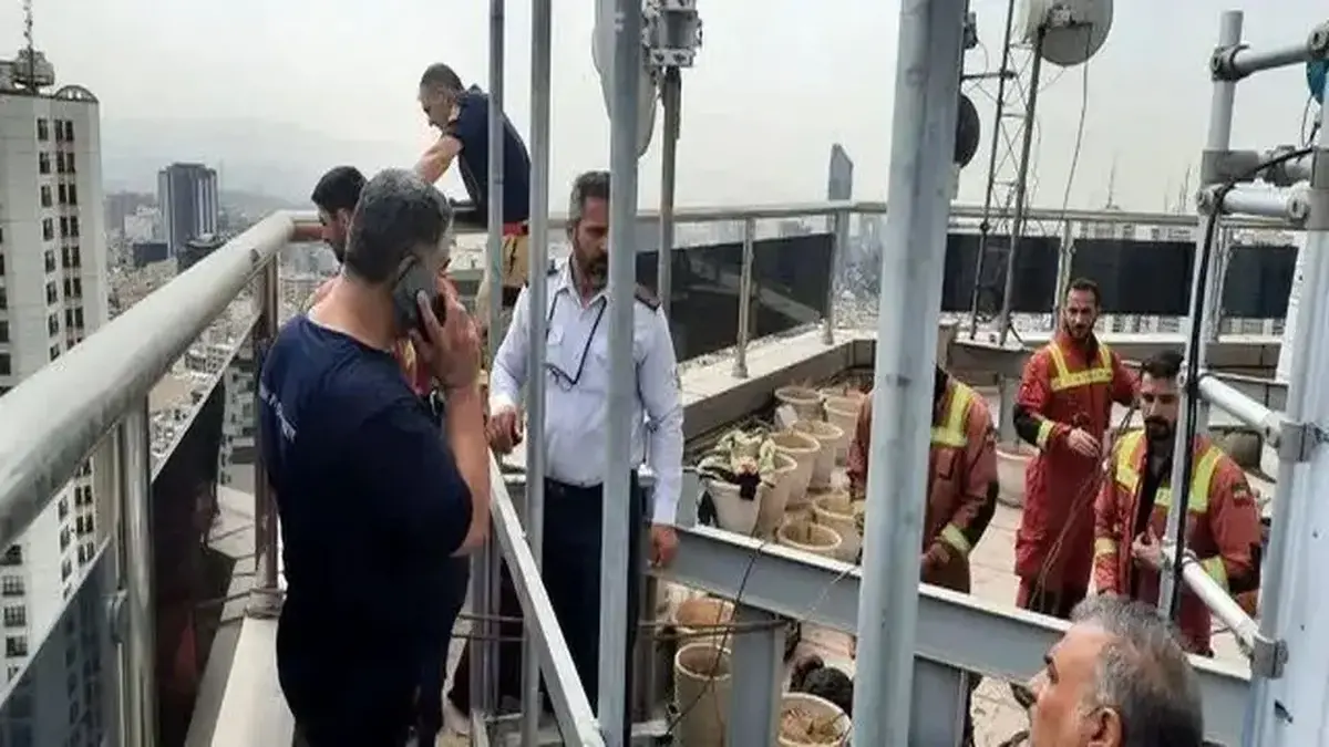 سقوط بالابر در خیابان ولیعصر؛ یک کشته و یک مصدوم