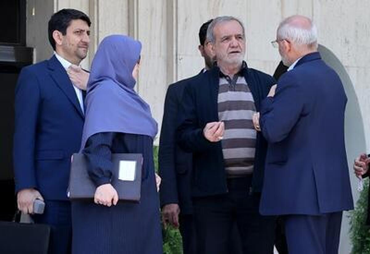 دولت لایحه «نشر محتوای خلاف واقع» را پس گرفت
