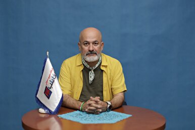 نظر محمد درویش در خصوص برخورد ماموران شهرداری با تعدادی از دستفروشان
