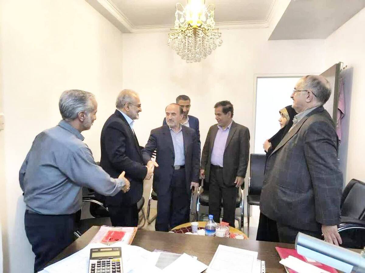نشست شورای راهبردی جبهه فرهنگیان وفرهیختگان ایران اسلامی باحضور وزرای سابق برگزارشد