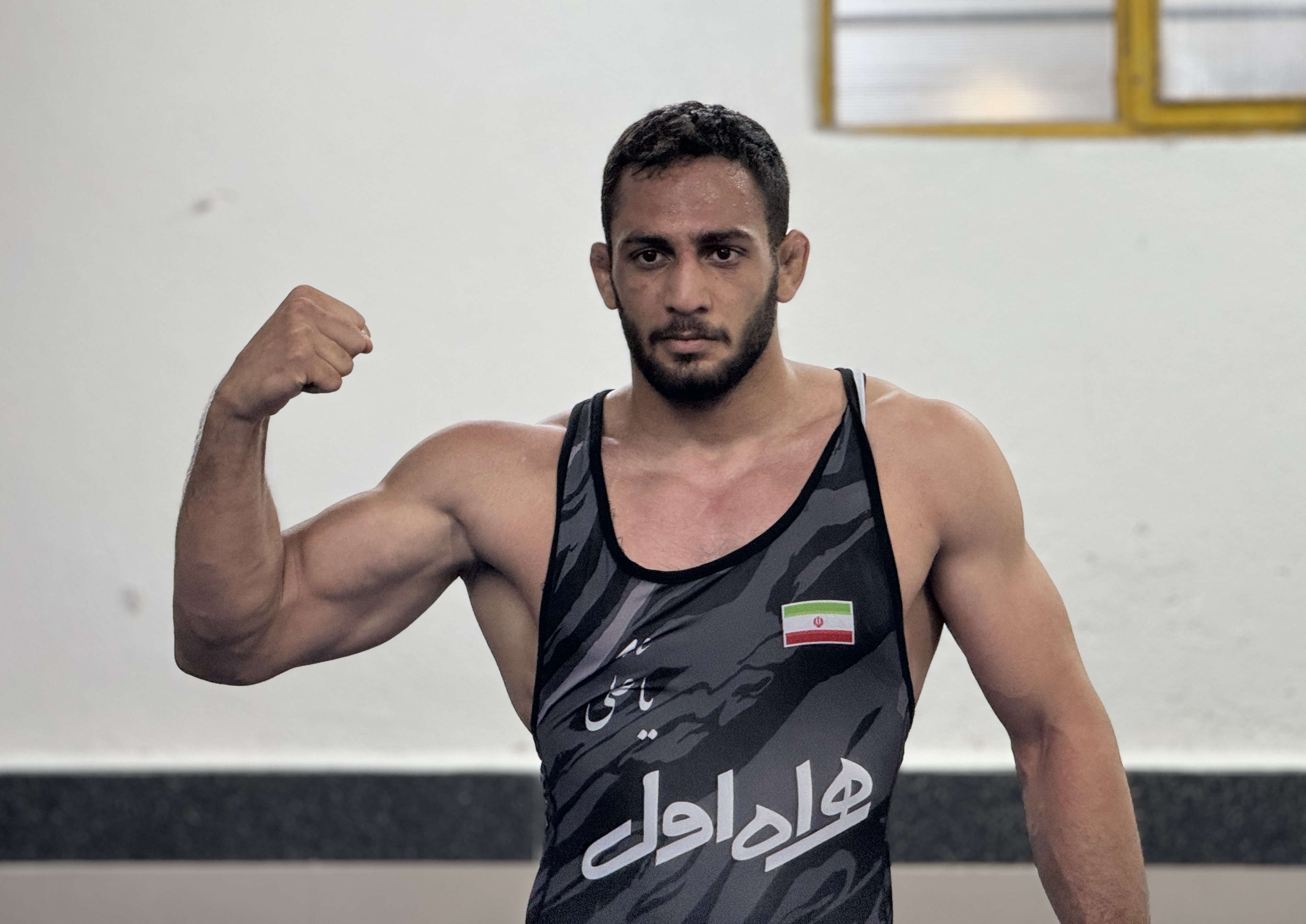 آذرپیرا در نیمه‌نهایی به تاج الدینوف رسید