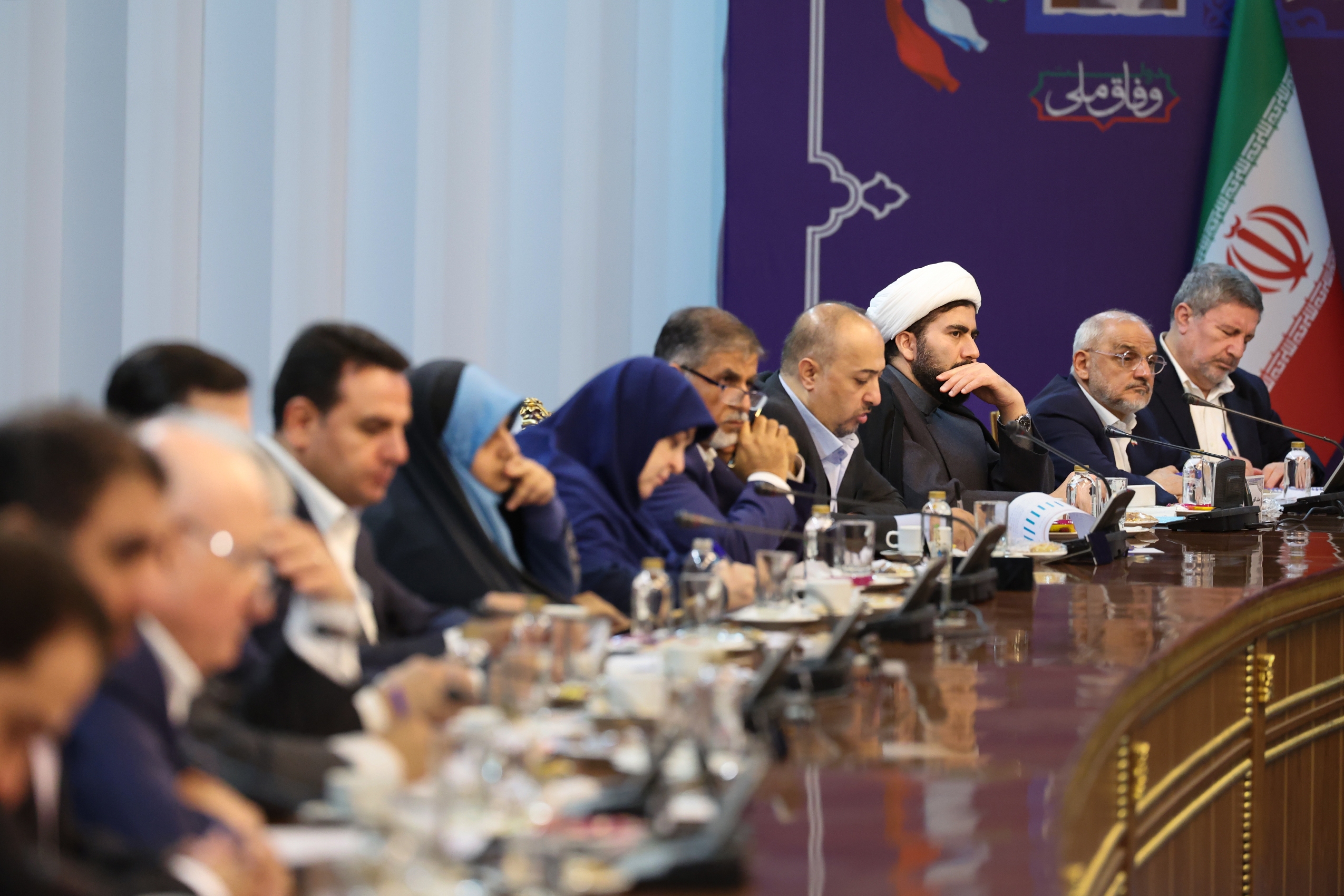 پزشکیان: اصلاحات اقتصادی با مشارکت دانشگاه‌ها و کارشناسان