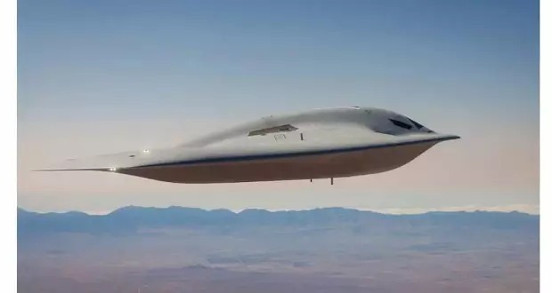 اولین پرواز آزمایشی بمب افکن B-21 رایدر آمریکا انجام شد