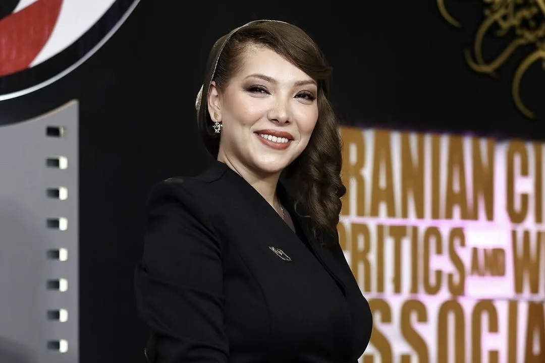 صدف اسپهبدی(علفزار)