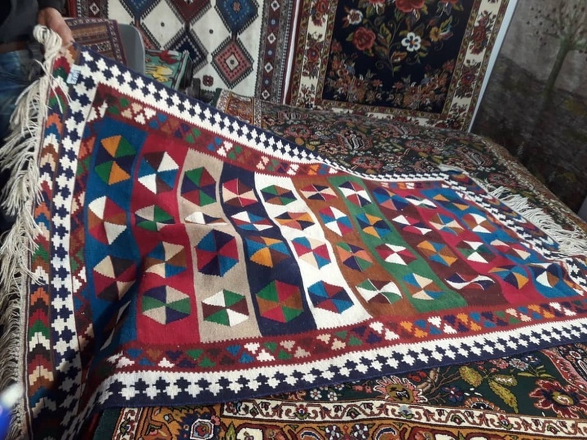 برگزاری دوره‌های آموزشی رایگان صنایع‌دستی در نهاوند
