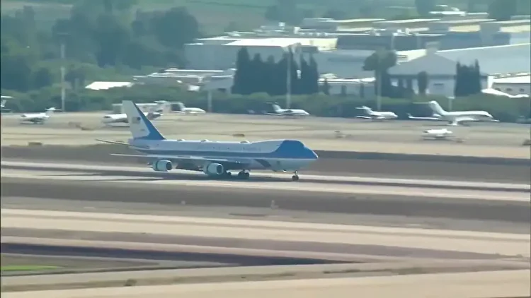 هواپیمای ترامپ در فلسطین اشغالی فرود آمد+ فیلم