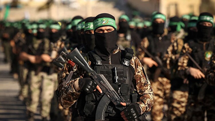 گردان‌های قسام اجساد اسرای اسرائیلی را به صلیب سرخ تحویل دادند+ فیلم