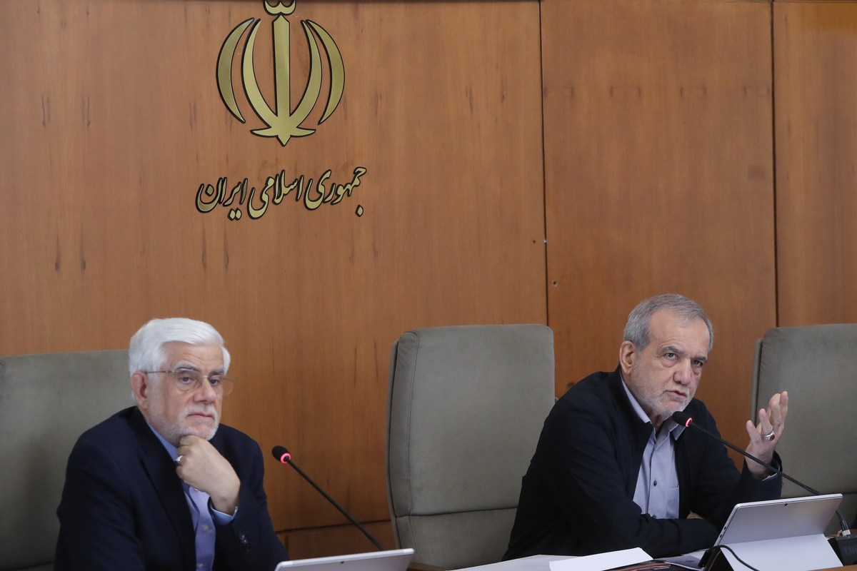پزشکیان: مراقب قطب‌بندی‌های کاذب و اختلافات داخلی باشیم