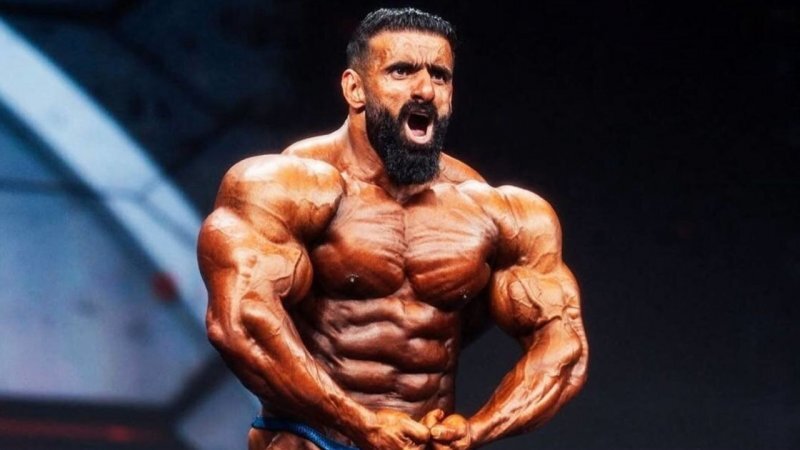 پست جنجالی بلاگر مصری درباره هادی چوپان!