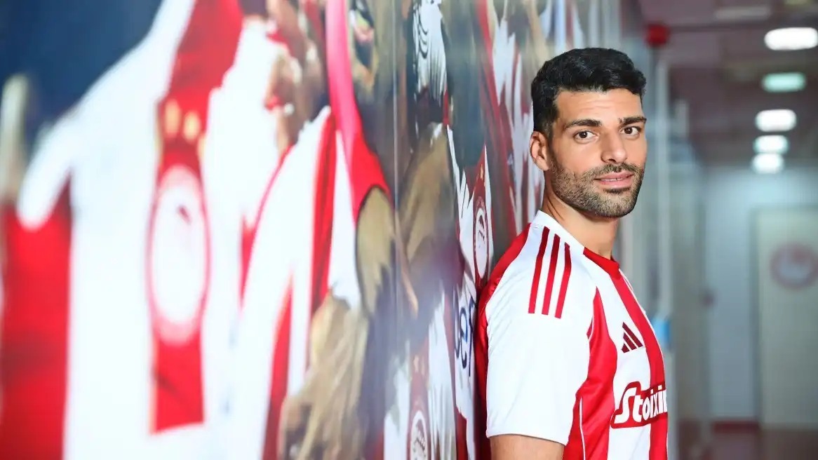 پوستر المپیاکوس برای مهدی طارمی + عکس