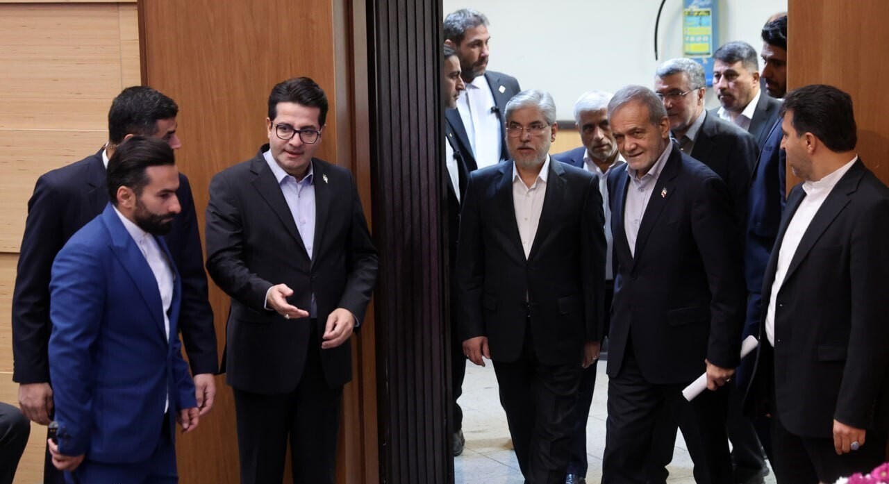 آغاز رسمی سال تحصیلی دانشگاهها با حضور رئیسجمهور آغاز رسمی سال تحصیلی دانشگاهها با حضور رئیسجمهور