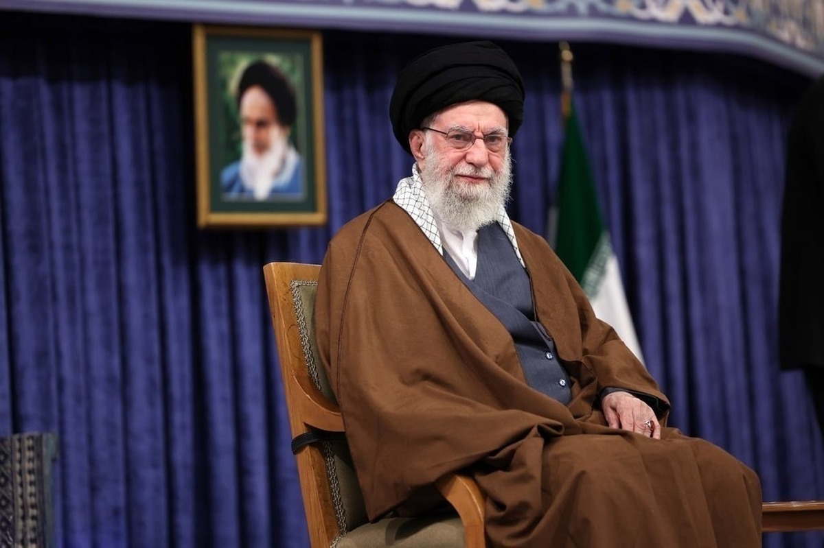 دیدار قهرمانان و مدال‌آوران ورزشی و المپیاد‌های علمی جهانی با رهبر انقلاب
