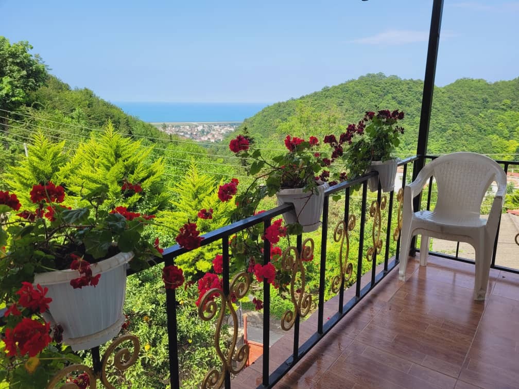 سفر به روستاهای شمال ایران برای دوری از زندگی شهری سفر به روستاهای شمال ایران برای دوری از زندگی شهری