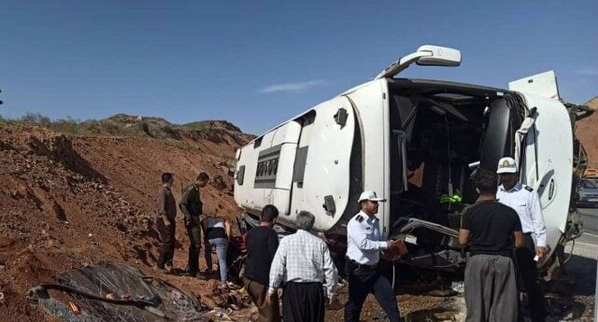 تصادف اتوبوس دانشجویان پیراپزشکی در جاده سمنان