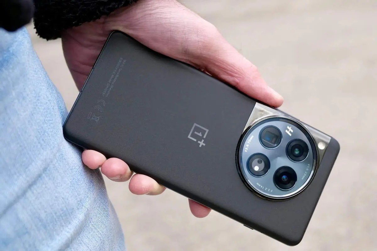 OnePlus ۱۵ قبل از عرضه رسمی همه را غافلگیر کرد!