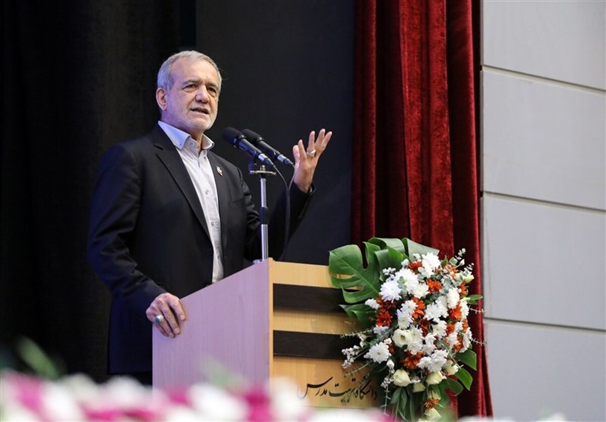 پزشکیان: توسعه بدون تناسب با منابع طبیعی فاجعه به بار می‌آورد