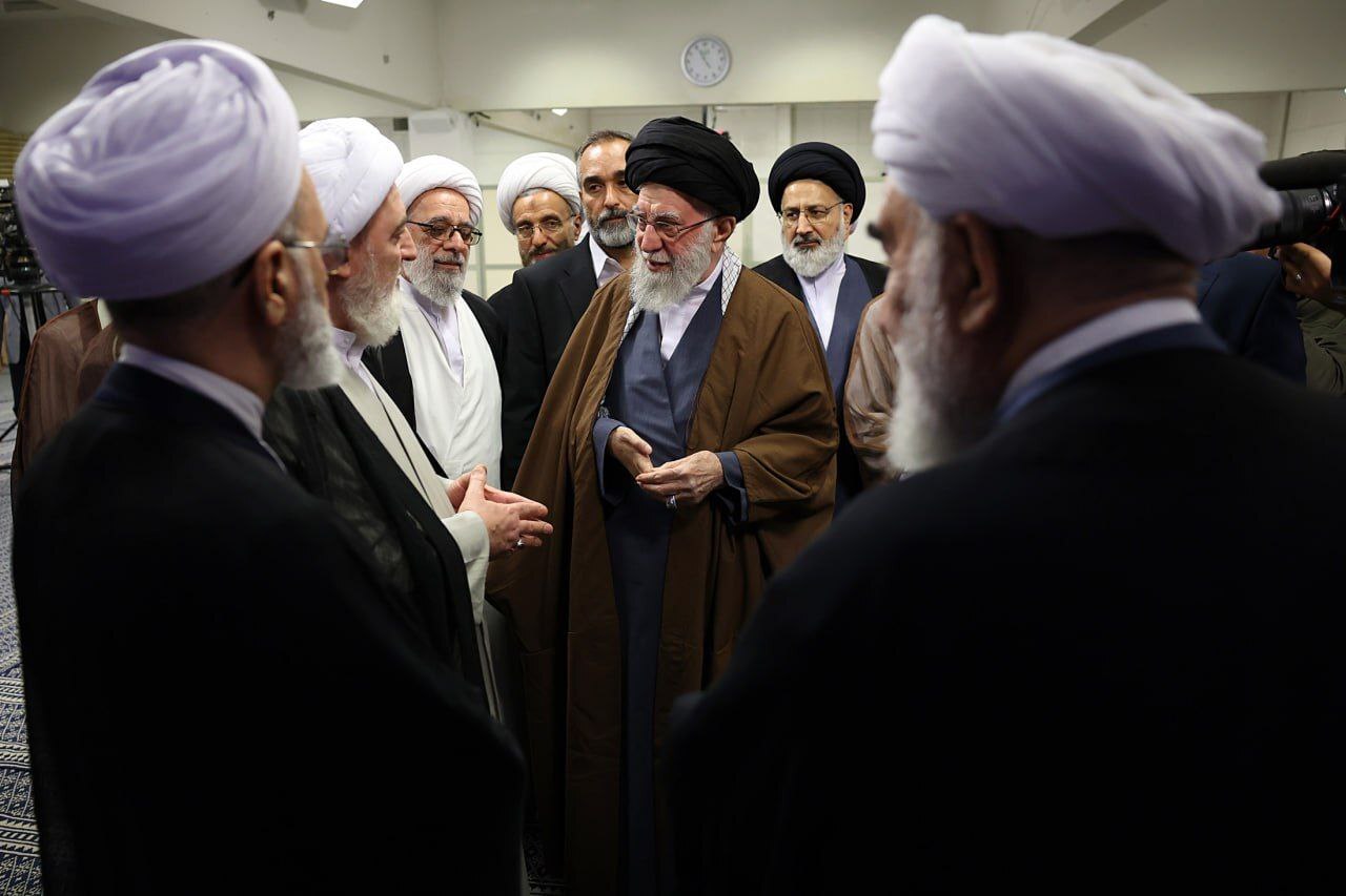 رهبر انقلاب: میرزا نائینی فقیهی استثنائی و اندیشمندی سیاسی بود رهبر انقلاب: میرزا نائینی فقیهی استثنائی و اندیشمندی سیاسی بود