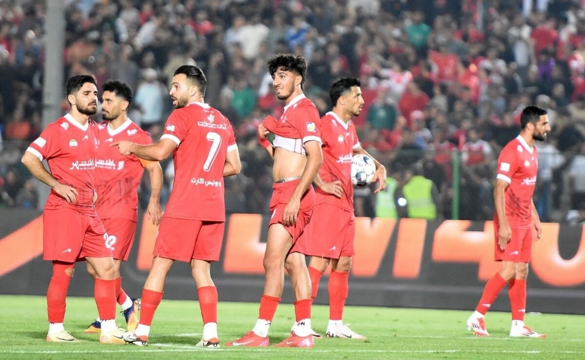 پرسپولیس با ۵ تغییر به مصاف ذوب آهن می‌رود