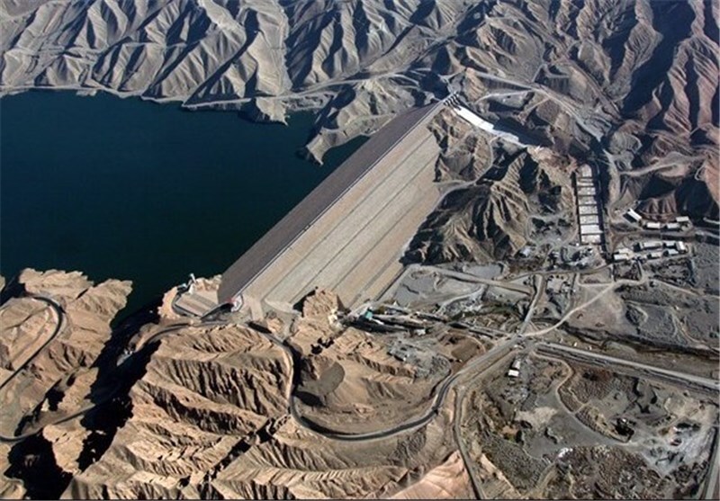 ۶۷ درصد ظرفیت سد‌های کشور خالی است