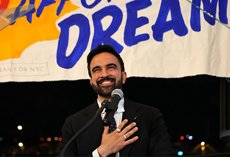 لحظه رأی‌ دادن زهران ممدانی+ فیلم