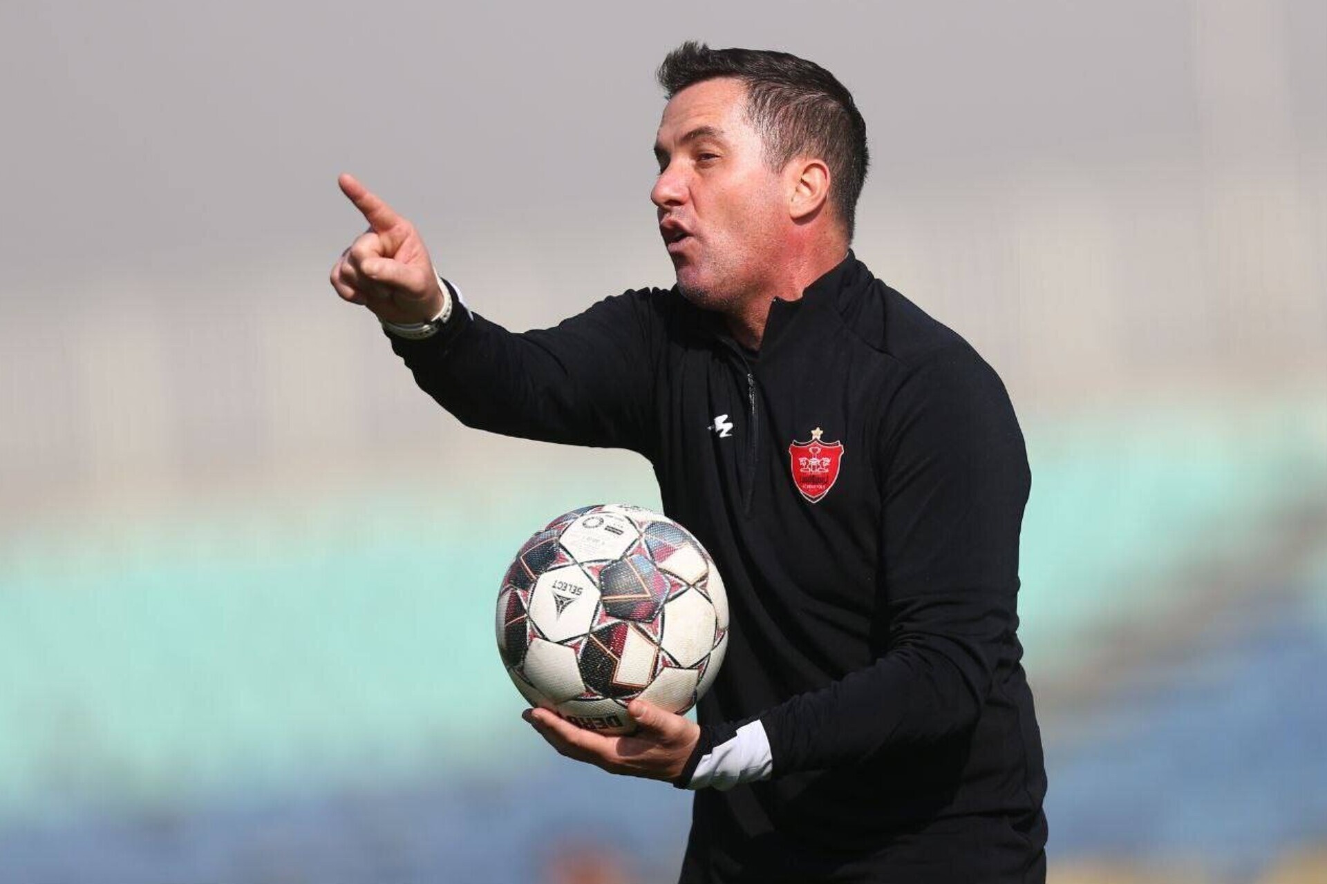 نیمکت زیر ذره بین اوسمار، خون میدهیم امتیاز نه! نیمکت زیر ذره بین اوسمار، خون میدهیم امتیاز نه!