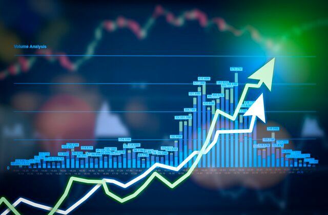 بازار سهام در بلاتکلیفی؛ رشد ۳۰ درصدی و نگرانی‌ها ادامه دارد