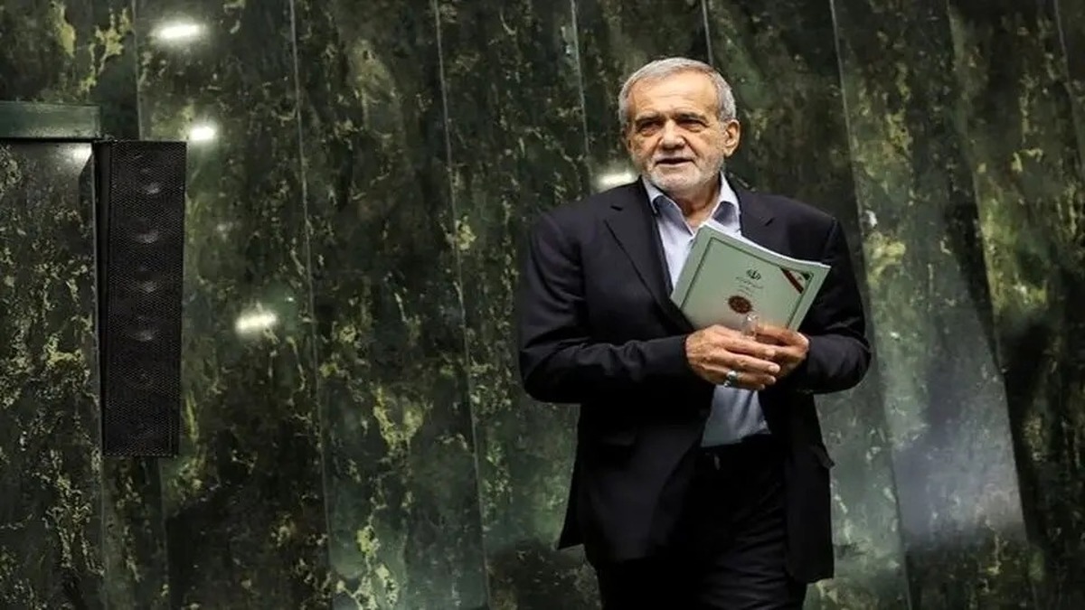 حضور پزشکیان در مجلس برای پاسخ به سوالات نمایندگان