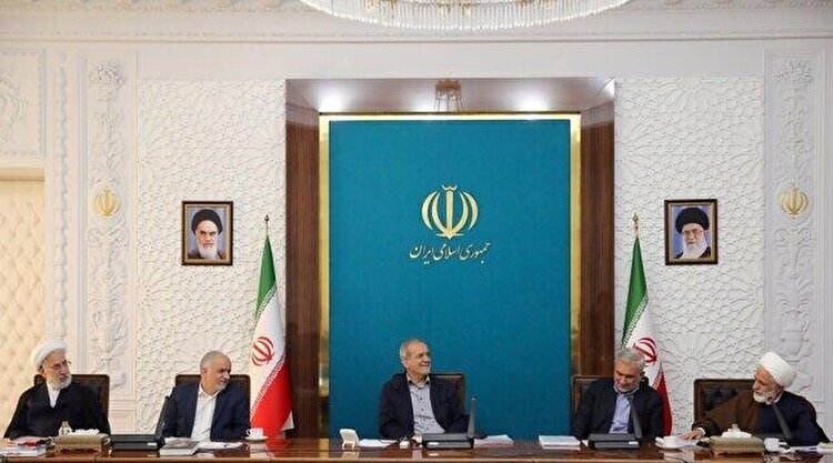 پزشکیان: دستگاه‌های دولتی از ناقضان اصول قانون اساسی هستند